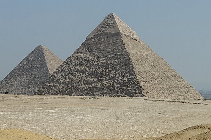 Private Guided Tour Giza Pyramid, Shpinx and The Grand Museum.