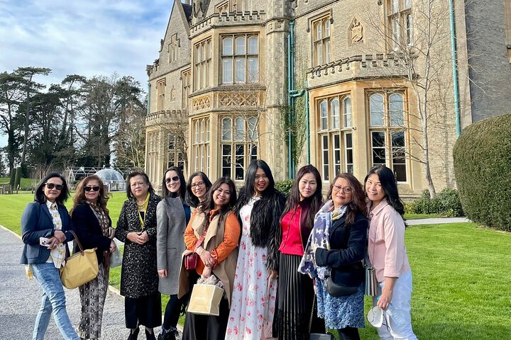 Private Cotswolds Day Tour: Small-Group Luxury in a Mercedes