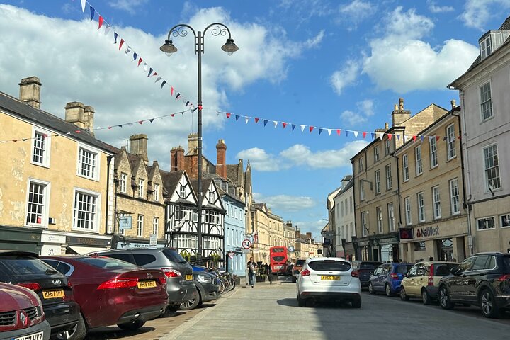 Private Cotswolds Day Tour: Small-Group Luxury in a Mercedes