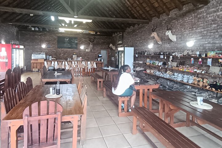 Kragga Kamma Game Park Safari Guided Tour in Port Elizabeth