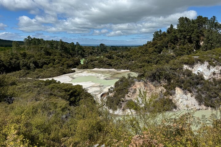 2 Days Private Tour in Tauranga, Rotorua, Taupo from Hamilton