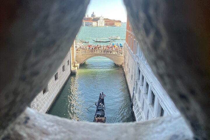 Venice: St.Mark's Basilica & Doge's Palace Tour with Tickets