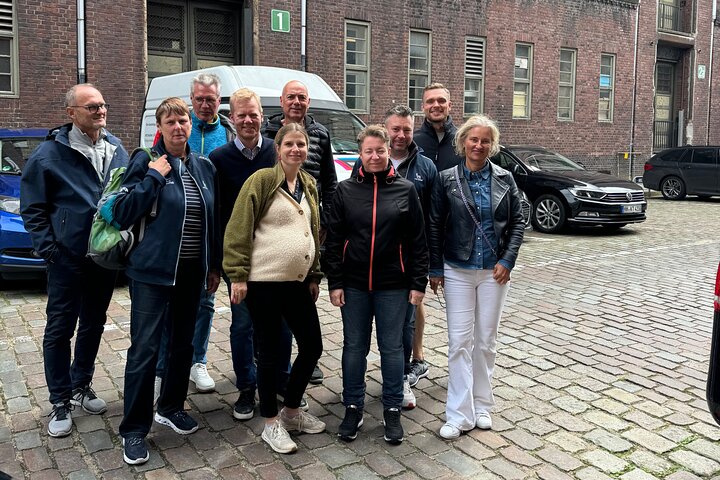 Your private 3-hour Hamburg driving tour with a former policeman