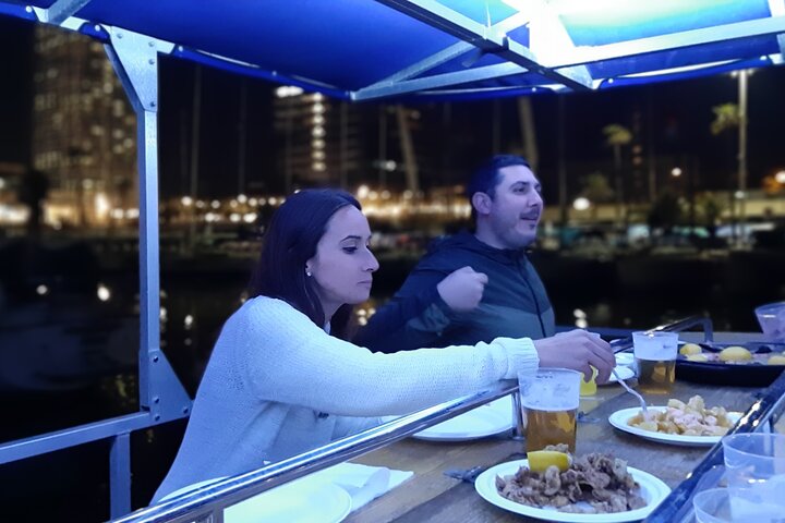 Valencia Evening Cruise with Dinner and Drinks
