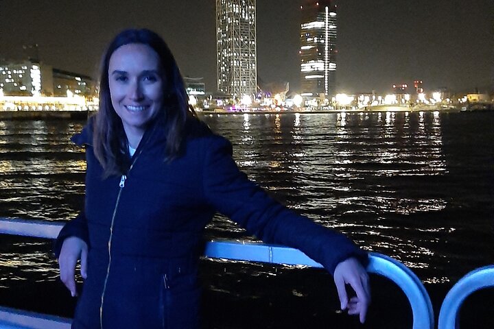 Valencia Evening Cruise with Dinner and Drinks