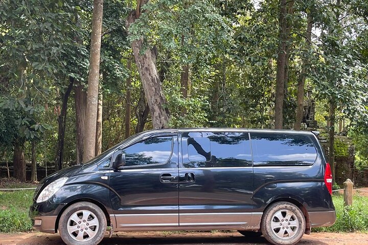 Day trip Phnom Penh to Siem Reap & Return back