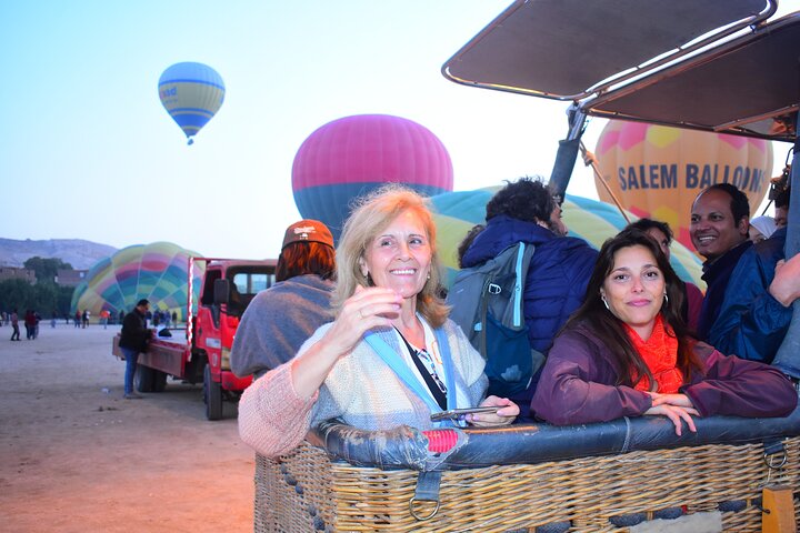 4-Day Nile Cruise Aswan and Luxor Hot Air Balloon with Abu Simbel