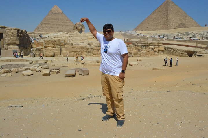Private Guided Tour Giza pyramids, Sphinx with an Egyptologist