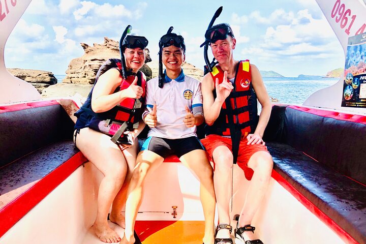 Snorkeling Island Hopping with Cable Car and Lunch