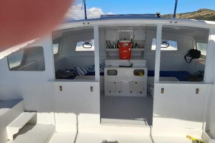 Catamaran private charter