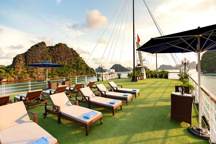 Le Journey Elegance - Halong Bay - All Inclusive Multi Day Tour