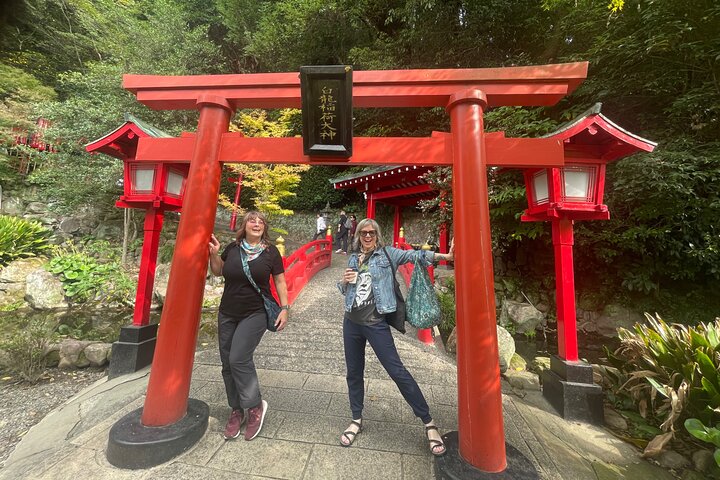 Hot Spring Beppu Onsen with Blue Hell cozy Tour by Car and walk