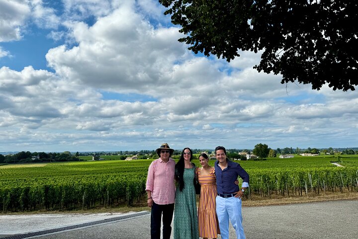 Saint-Émilion & Pomerol Wine Tour: Tastings, Lunch & WSET Guide