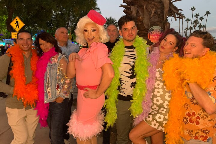 Drag Queen Hosted Mobile Theater Palm Springs Sightseeing Tours