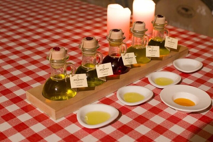 Hvar: Island tour with Wine and Olive Oil Tasting