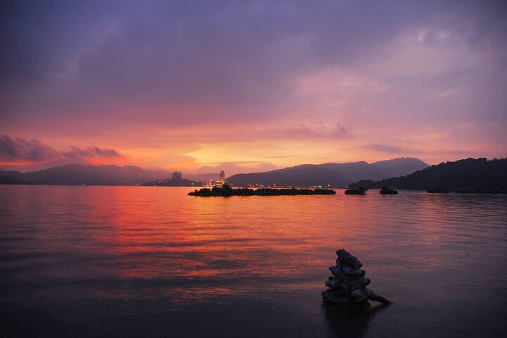 5-Day Best of Taiwan: Sun Moon Lake, Tainan, Kaohsiung, Hualien