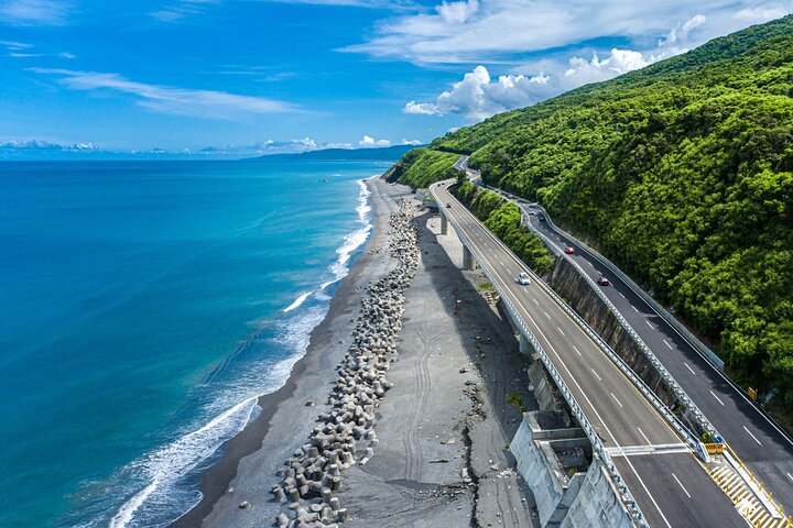 5-Day Best of Taiwan: Sun Moon Lake, Tainan, Kaohsiung, Hualien