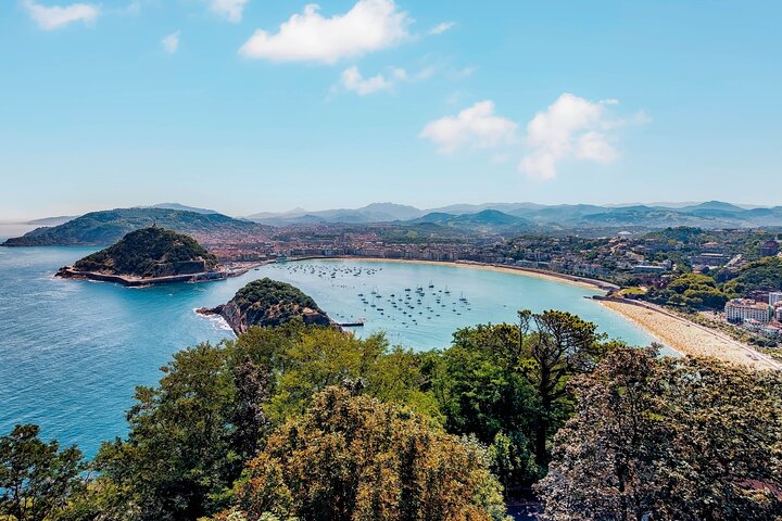 Bilbao: Excursion to San Sebastian, Hondarribia, Hendaye and Getaria
