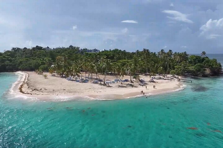 Half Day Cayo Levantado