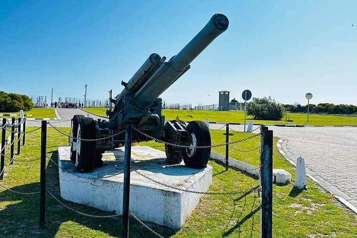 Robben Island Ferry Ticket &Guided Prison Tour with Pick-up& back