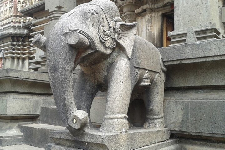 Skip-the-queue private Ajanta & Ellora 2-Day Tour