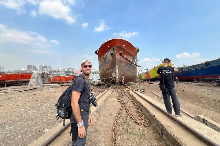 Authentic Old Dhaka Day Tour with Shipyard Visit