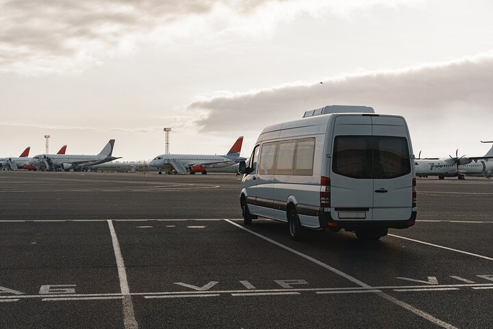 Shared Transfer From Hotels to Kayseri/Nevşehir Airports
