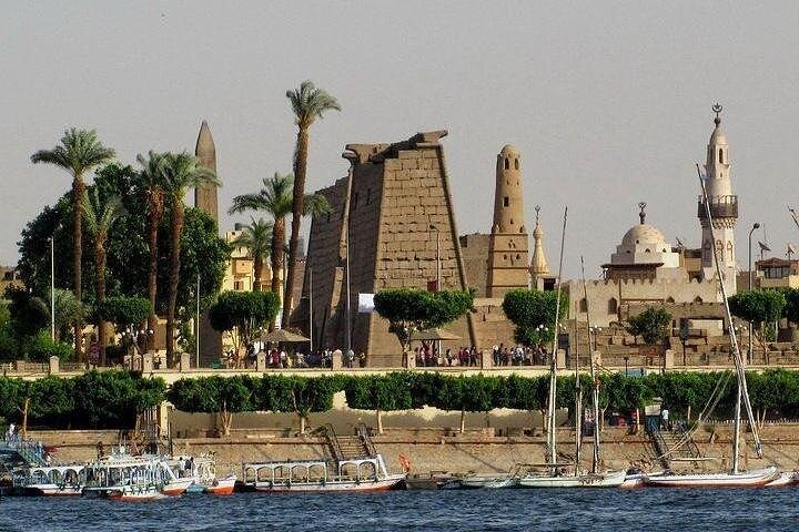 Private Day Tour to Luxor from Marsa Alam