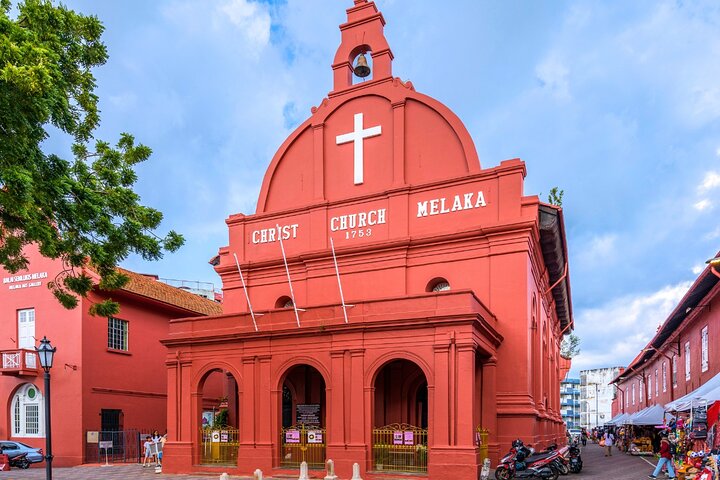 Kuala Lumpur Malacca River Cruise and Historical Tour with Lunch