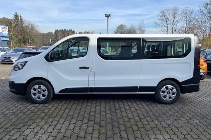 PrivaeTransfer from Vienna to Salzburg with sightseeing stop
