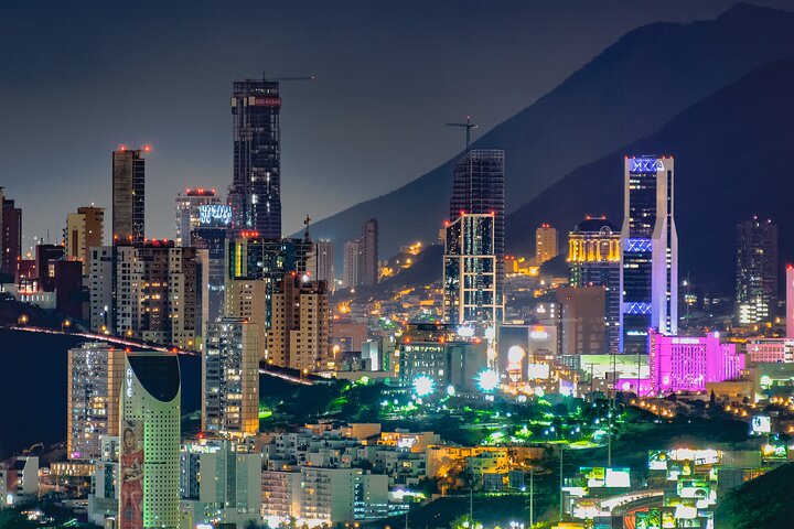 Monterrey: MTY Airport Private Transfer to/from City Center