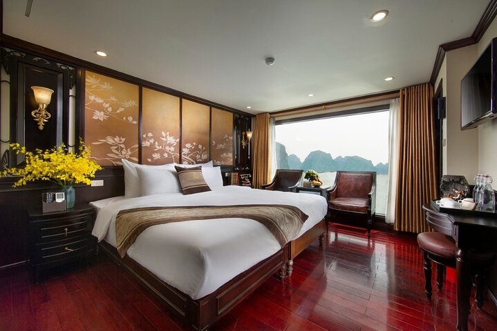 2-Day Ha Long-Lan Ha Bay-Bai Tu Long Bay 5 Star Cruises & Balcony