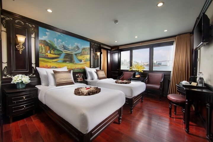 2-Day Ha Long-Lan Ha Bay-Bai Tu Long Bay 5 Star Cruises & Balcony