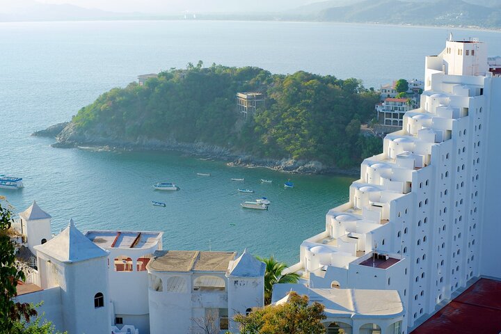 Manzanillo Airport (ZLO) Private Transfer to Manzanillo City