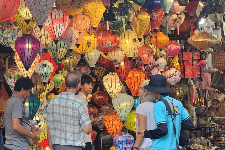 Chan May Port / Tien Sa port: Tour Da Nang & Hoi An Highlights
