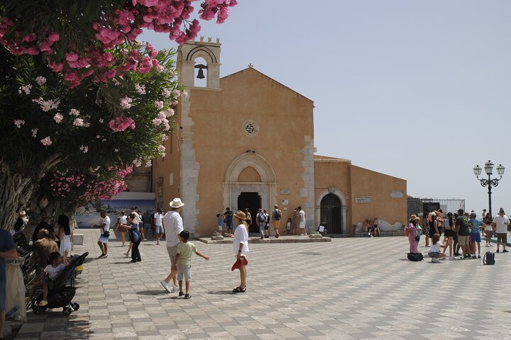 Full Day Taormina and Castelmola Tour with Messina Shore Excursion