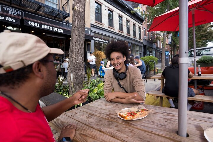 Brooklyn Food Walking Tour: Local Eats & Family‑Run Shops