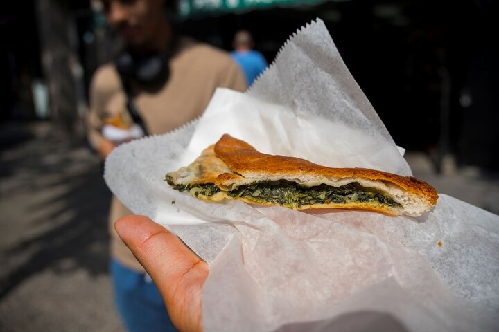 Brooklyn Food Walking Tour: Local Eats & Family‑Run Shops