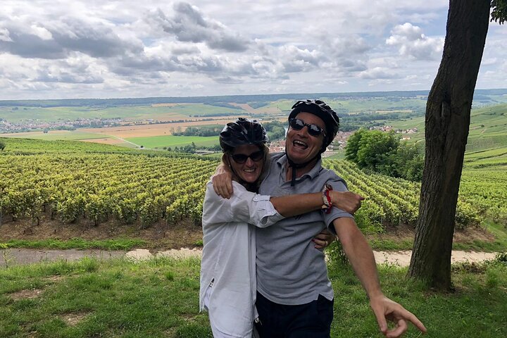 From Epernay Full day Electric bike Champagne and lunch