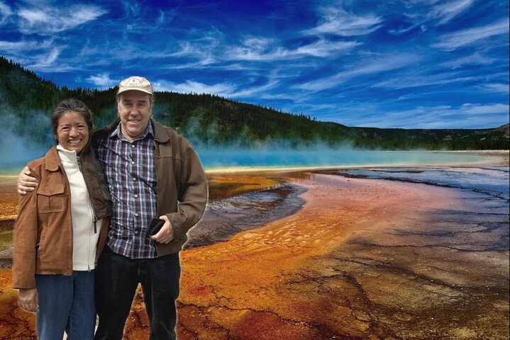 250th Celebration Yellowstone Open Air tour W/lunch and Souvenir