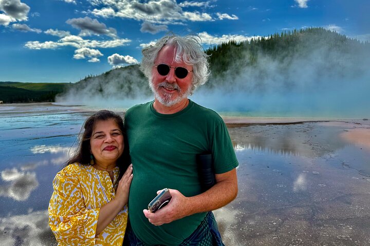 250th Celebration Yellowstone Open Air tour W/lunch and Souvenir