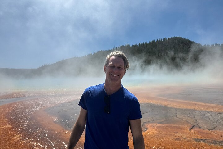 250th Celebration Yellowstone Open Air tour W/lunch and Souvenir
