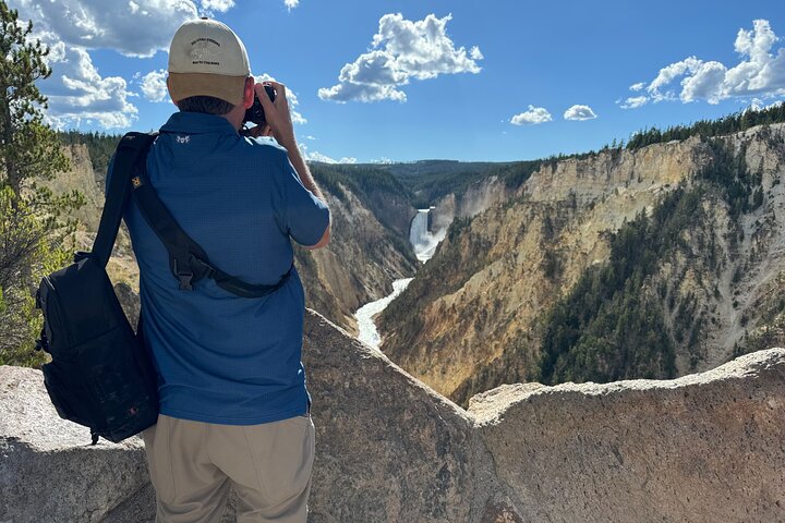 250th Celebration Yellowstone Open Air tour W/lunch and Souvenir