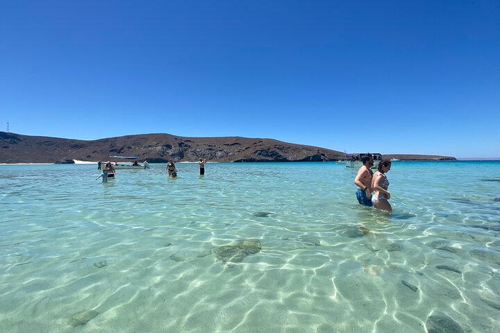 La Paz: Balandra Beach Private Boat Tour — Small Group