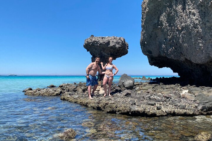 La Paz: Balandra Beach Private Boat Tour — Small Group