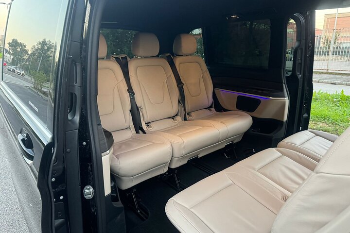 Luxury Private day Transfer from Malpensa Airport to Milan center
