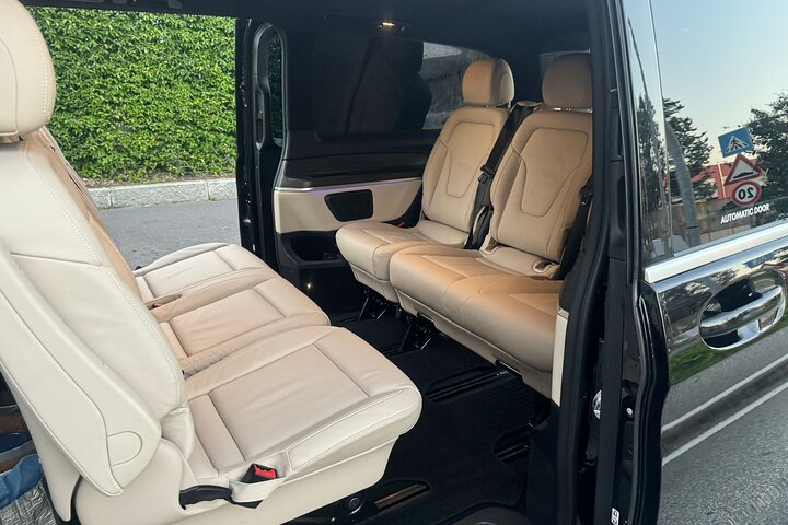 Luxury Private day Transfer from Malpensa Airport to Milan center