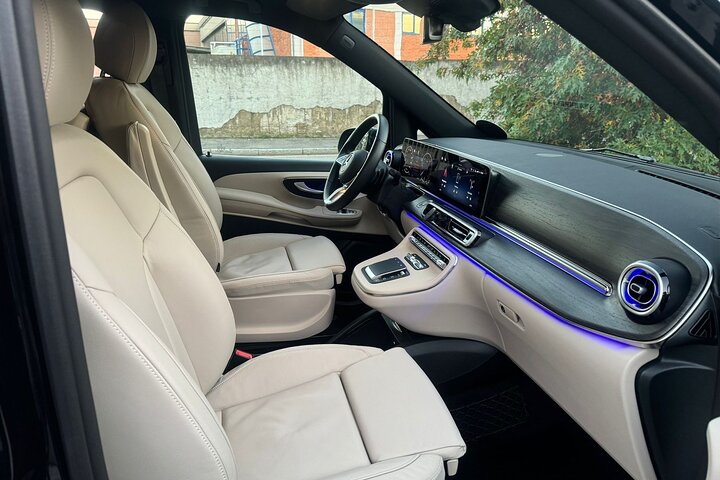 Luxury Private day Transfer from Malpensa Airport to Milan center