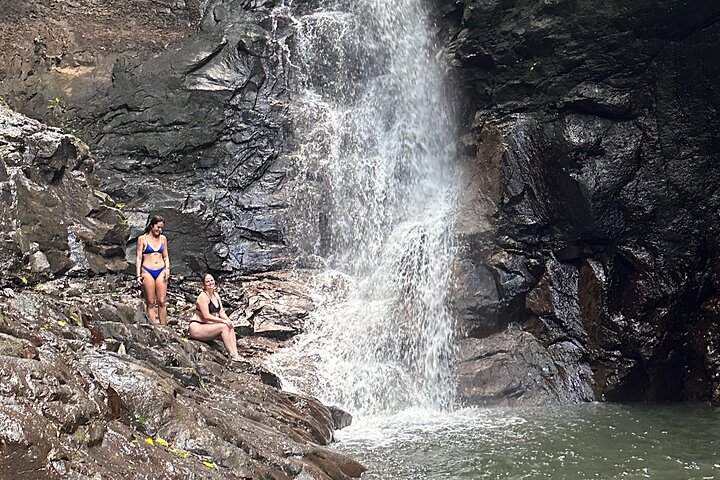 Tamanique Waterfalls Tour from Surf City