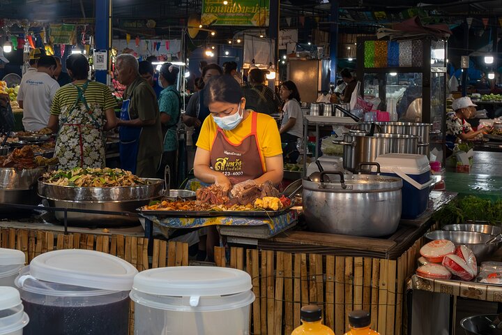 Sunset Local Eats Food Tour in Hua Hin